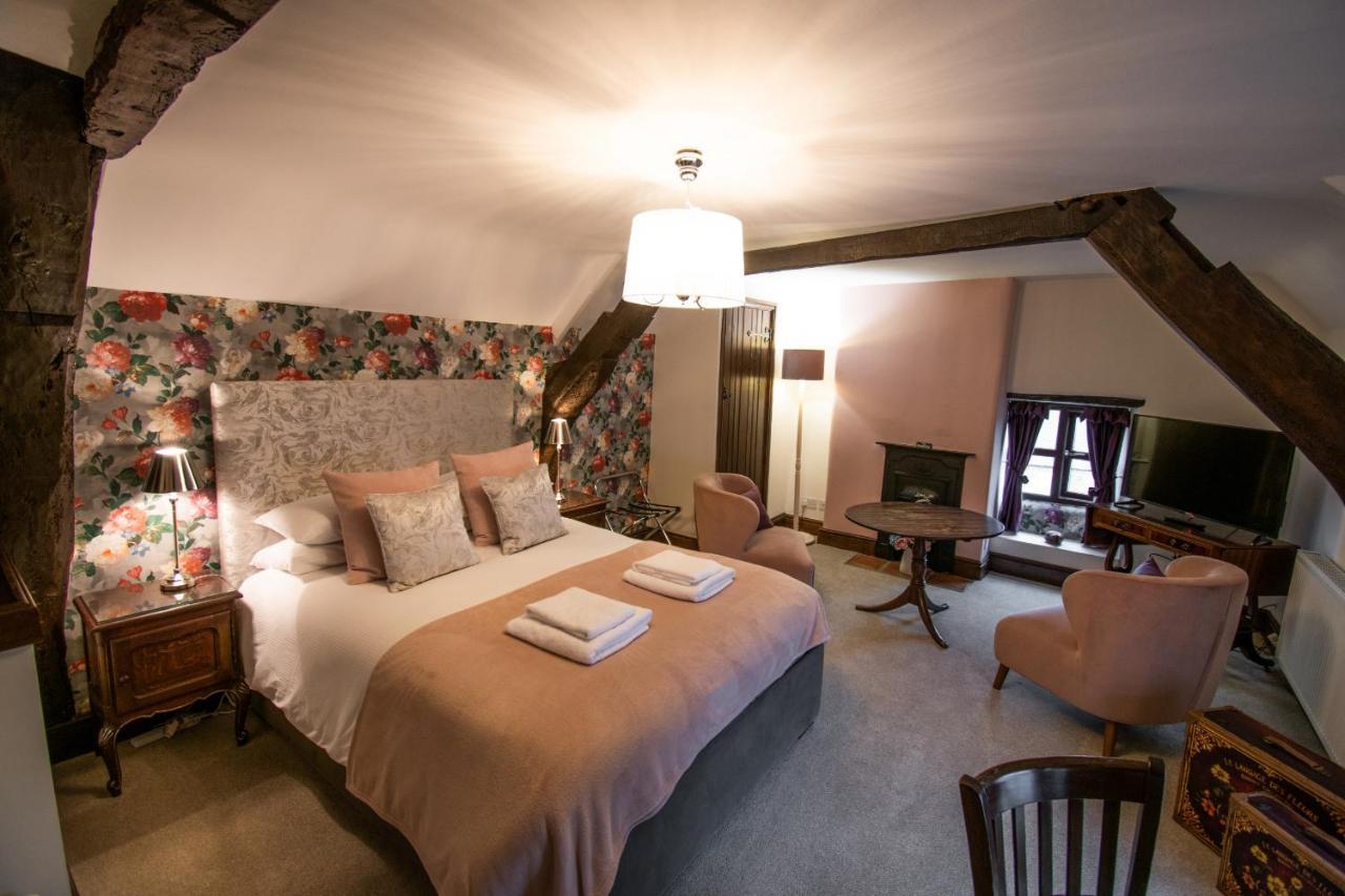 Royal George Hotel Great Easton  Buitenkant foto