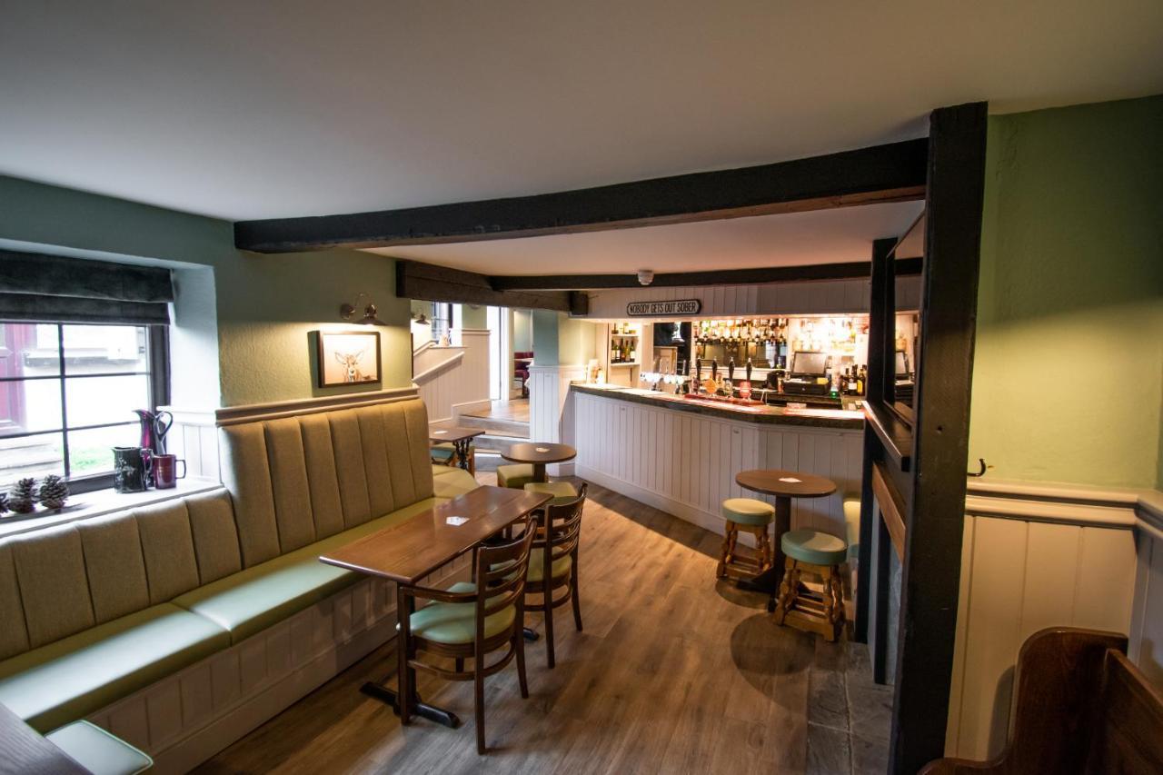 Royal George Hotel Great Easton  Buitenkant foto