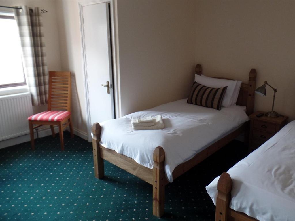 Royal George Hotel Great Easton  Kamer foto